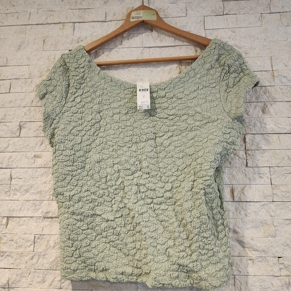 Anthropologie Maeve green popcorn crinkle top Med NWT - Picture 2 of 7